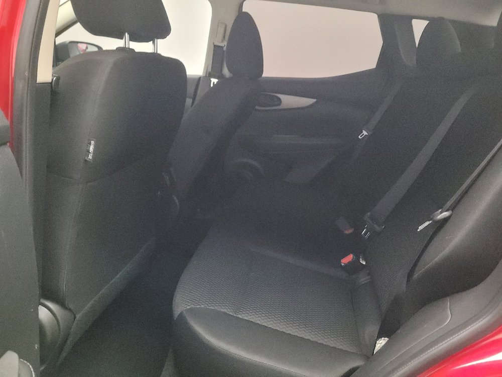 Used 2018 Nissan Rogue Sport S w/ S Appearance Package FWD image 18