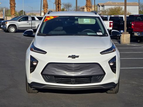 Used 2023 Chevrolet Bolt EUV LT image 8
