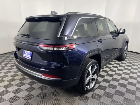 Used 2022 Jeep Grand Cherokee Limited 4xe w/ Luxury Tech Group II image 9