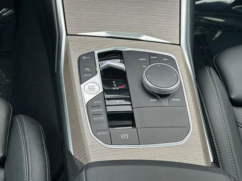 Used 2025 BMW 330i xDrive Sedan image 21