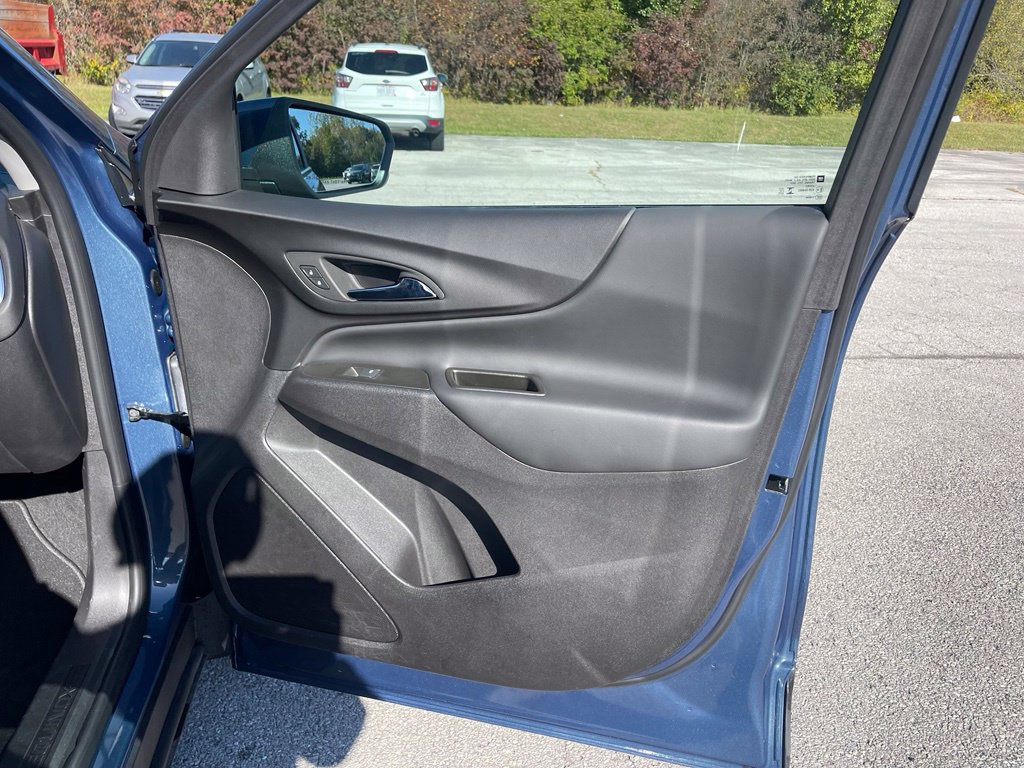 Used 2024 Chevrolet Equinox LT FWD image 20