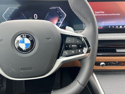 Certified 2025 BMW 330i Sedan RWD image 20