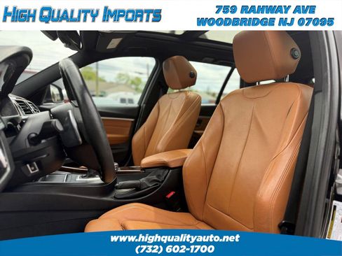 Used 2018 BMW 330i xDrive Wagon AWD/4WD image 14