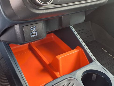 Certified 2022 Ford Maverick XLT image 12