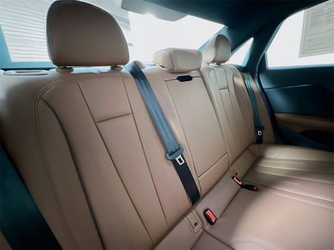 Used 2023 Audi A4 2.0T Premium w/ Convenience Package image 26