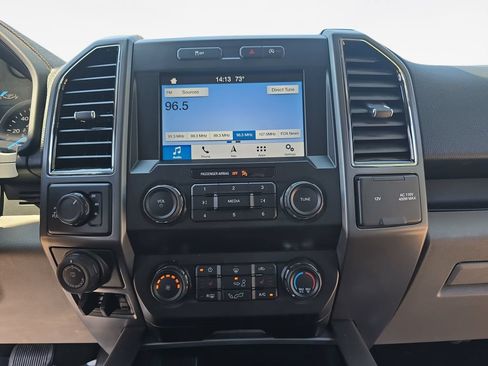 Used 2019 Ford F150 XLT w/ Equipment Group 302A Luxury AWD/4WD image 19