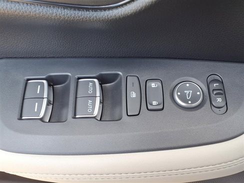 New 2026 Honda HR-V EX-L image 7