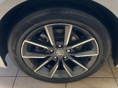 Used 2021 Honda Accord EX-L image 23