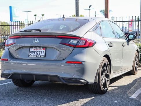 Used 2025 Honda Civic Sport image 8