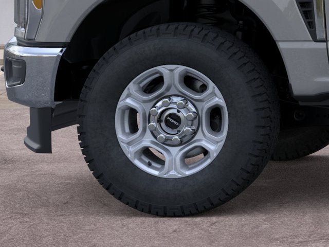 New 2026 Ford F250 XLT w/ FX4 Off-Road Package AWD/4WD image 19