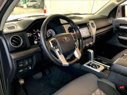 Used 2019 Toyota Tundra SR5 image 17