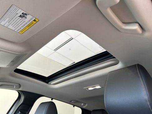 Used 2025 MAZDA CX-90 3.3 Turbo w/ Preferred Package AWD/4WD image 13