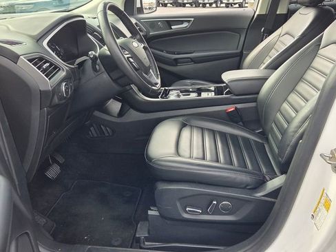 Used 2019 Ford Edge SEL w/ Equipment Group 201A FWD image 11