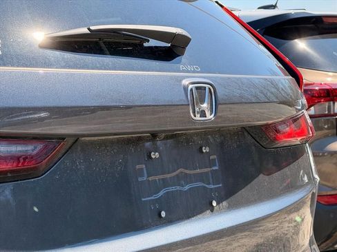 Used 2025 Honda CR-V EX-L image 10