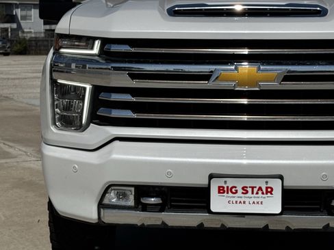 Used 2023 Chevrolet Silverado 2500 High Country image 6
