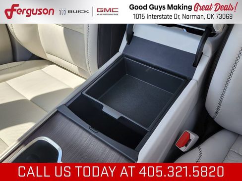 New 2026 GMC Acadia Denali w/ Super Cruise Package FWD image 37