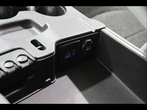 Used 2016 RAM 1500 Big Horn image 15