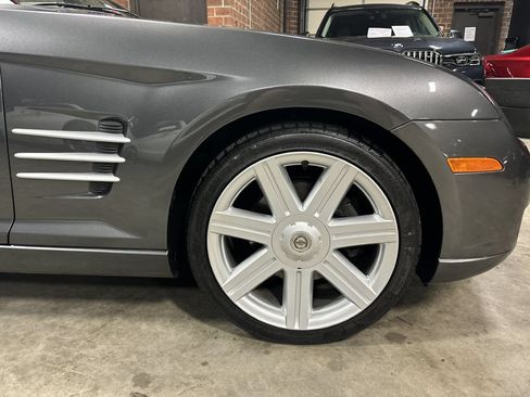 Used 2005 Chrysler Crossfire Limited RWD image 25