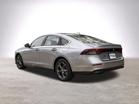 Certified 2023 Honda Accord EX image 7