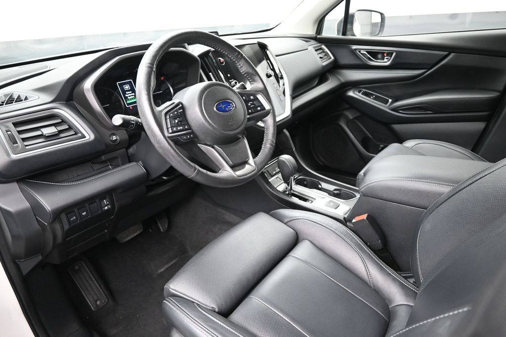 Used 2023 Subaru Ascent Limited AWD/4WD image 9