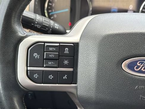 Used 2024 Ford Expedition Limited RWD image 23