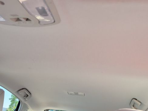 Used 2013 Toyota Prius Two FWD image 25