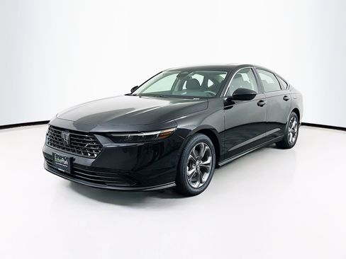 Used 2024 Honda Accord EX image 3