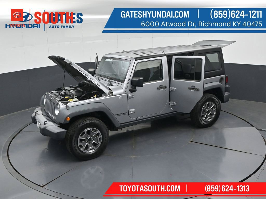Used 2015 Jeep Wrangler Unlimited Rubicon w/ Max Tow Package AWD/4WD image 44