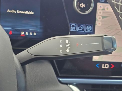 New 2026 Chevrolet Equinox EV LT AWD/4WD image 32