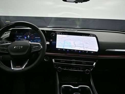 New 2026 Chevrolet Traverse Z71 w/ Enhanced Driving Package AWD/4WD image 19