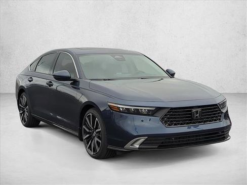 New 2025 Honda Accord Touring image 6