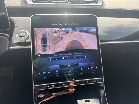 Used 2023 Mercedes-Benz S 500 4MATIC image 7