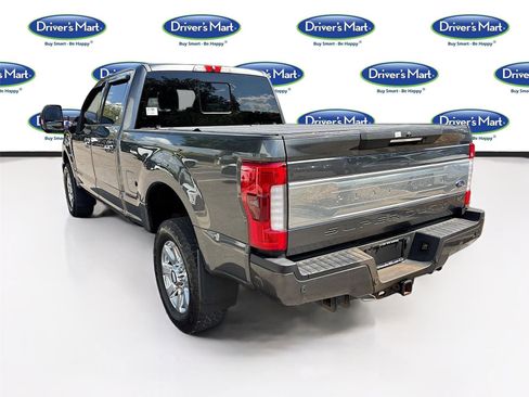 Used 2017 Ford F250 Platinum w/ Platinum Ultimate Package AWD/4WD image 5