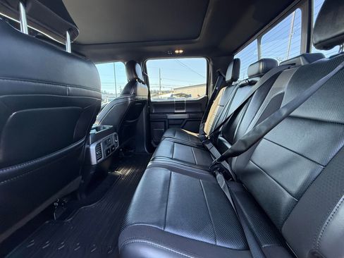Used 2019 Ford F150 Raptor w/ Equipment Group 802A Luxury AWD/4WD image 8