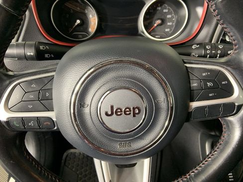 Used 2020 Jeep Compass Trailhawk image 29