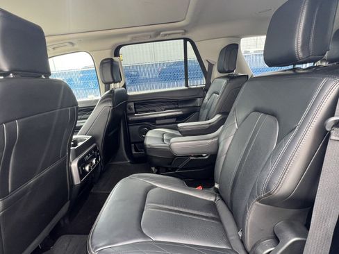 Used 2021 Ford Expedition Platinum AWD/4WD image 19