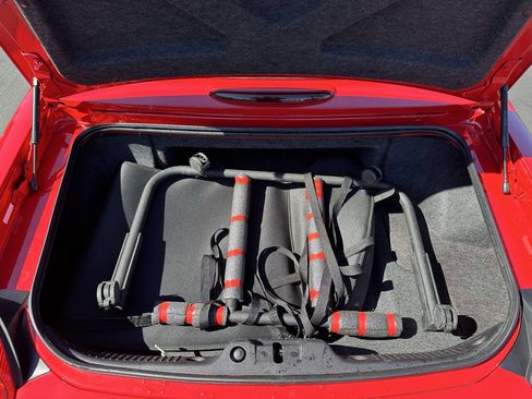 Used 2003 Ford Thunderbird image 10