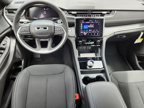 New 2026 Jeep Grand Cherokee L Laredo AWD/4WD image 11