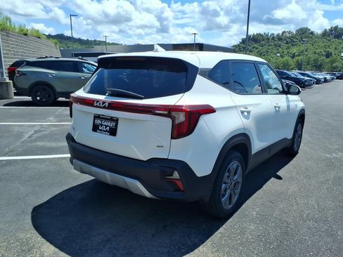 Certified 2024 Kia Seltos LX AWD/4WD image 10