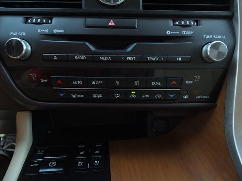 Used 2018 Lexus RX 350 FWD w/ Premium Package image 28
