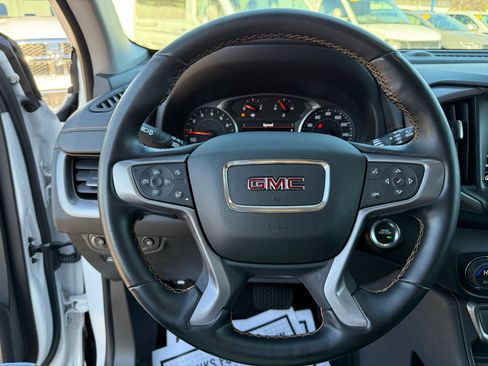 Used 2023 GMC Terrain AT4 image 12