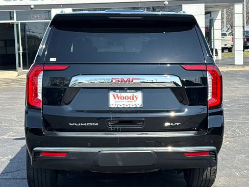 Used 2022 GMC Yukon XL SLT w/ SLT Premium Package AWD/4WD image 9