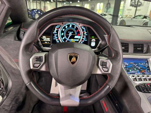 Used 2016 Lamborghini Aventador LP 700-4 image 30