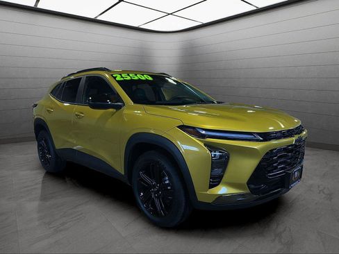 Used 2025 Chevrolet Trax ACTIV w/ Driver Confidence Package image 7