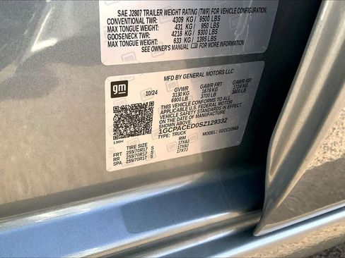 Used 2025 Chevrolet Silverado 1500 LT image 30