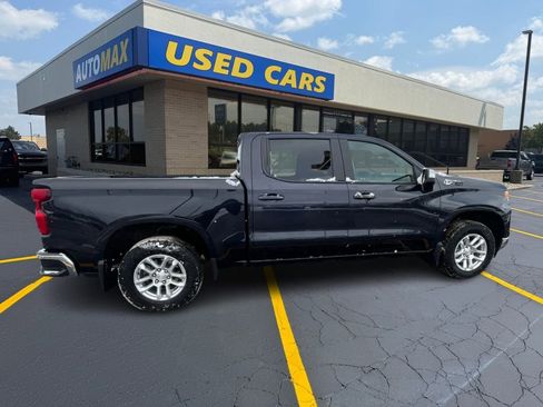 Used 2023 Chevrolet Silverado 1500 LT image 2