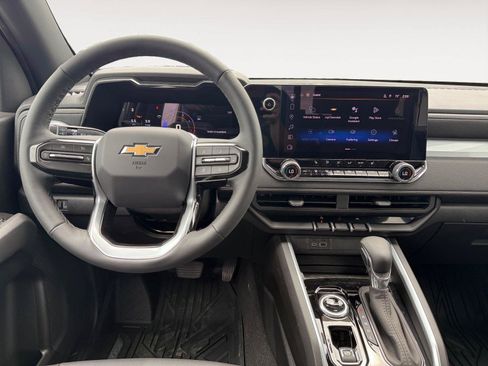New 2026 Chevrolet Colorado LT w/ LT Convenience Package AWD/4WD image 13