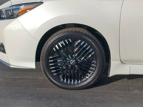 Used 2025 Nissan Leaf SV Plus image 7