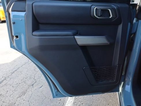 Used 2021 Ford Bronco First Edition AWD/4WD image 31