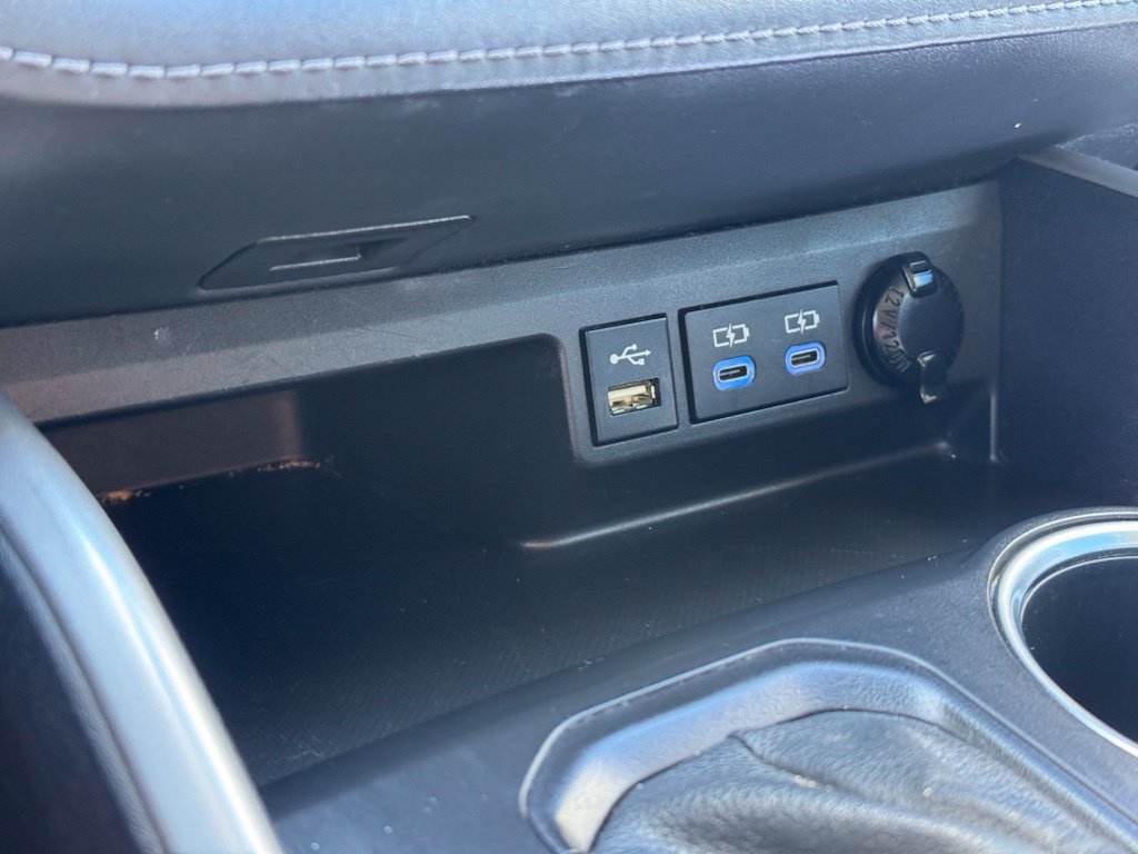 Used 2022 Toyota Highlander XLE FWD image 15